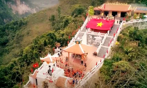 Các điểm du lịch tâm linh thu hút du khách dịp đầu năm