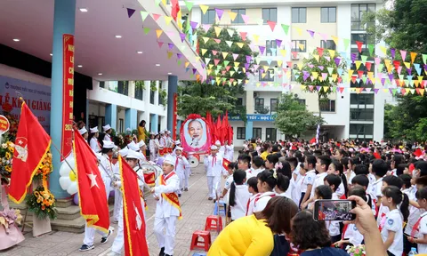 Hà Nội: Trường Tiểu học Lý Thường Kiệt rộn ràng ngày khai giảng