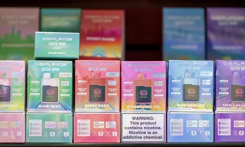 Australia: Cấm bán thuốc lá điện tử bên ngoài các hiệu thuốc