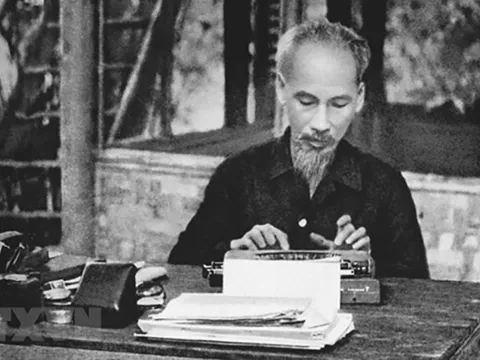 Chủ tịch Hồ Chí Minh - Người đặt nền móng cho nền báo chí cách mạng Việt Nam