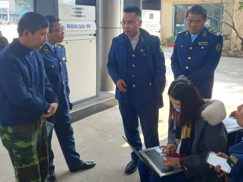 Hà Nội tăng cường công tác kiểm soát, giám sát hoạt động kinh doanh xăng dầu sau Tết