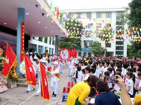 Hà Nội: Trường Tiểu học Lý Thường Kiệt rộn ràng ngày khai giảng